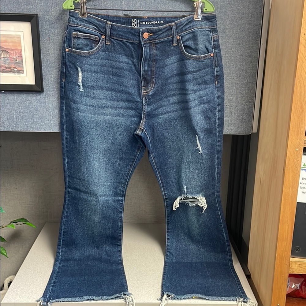 Dark wash distressed flare jeans - Picture 3 of 8